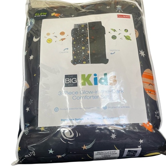 The Big One Kids 3-Piece Comforter Set SZ Full/Queen: Glow in the Dark Space NWT - Picture 1 of 15